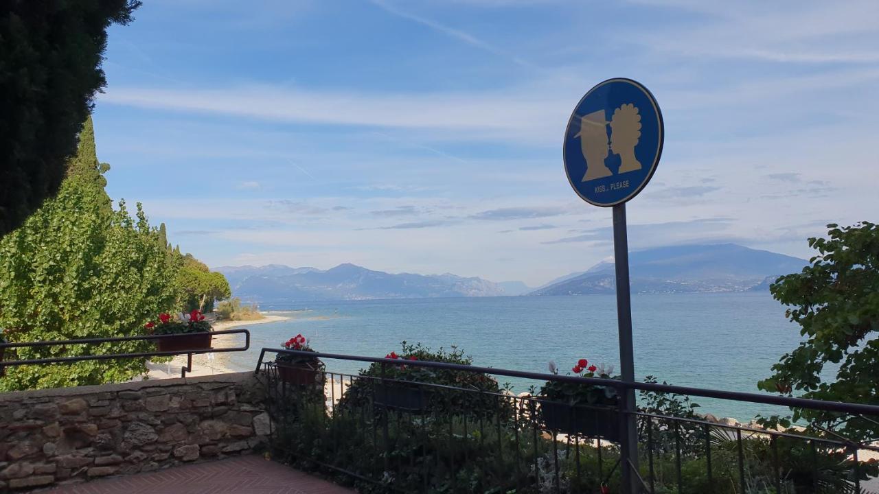 Appartamenti Adriana Sirmione Esterno foto